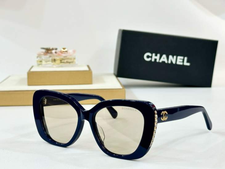 Picture of Chanel Sunglasses _SKUfw77293802fw